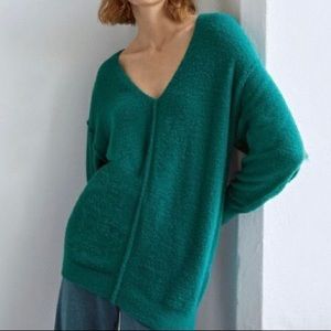 NWOT Aritzia Wilfred Free Hush Knit V-Neck Sweater in Teal